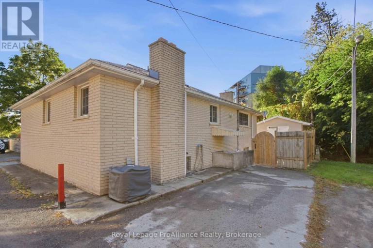 114 CATHERINE STREET, Quinte West (Trenton Ward), Ontario, K8V5L1