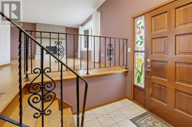 23 THORNCLIFFE DRIVE, Belleville (Belleville Ward), Ontario, K8P4L3