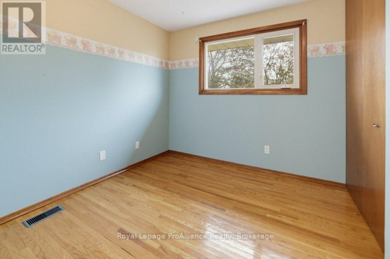 23 THORNCLIFFE DRIVE, Belleville (Belleville Ward), Ontario, K8P4L3