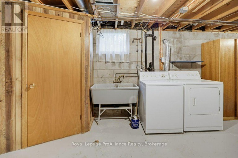 23 THORNCLIFFE DRIVE, Belleville (Belleville Ward), Ontario, K8P4L3