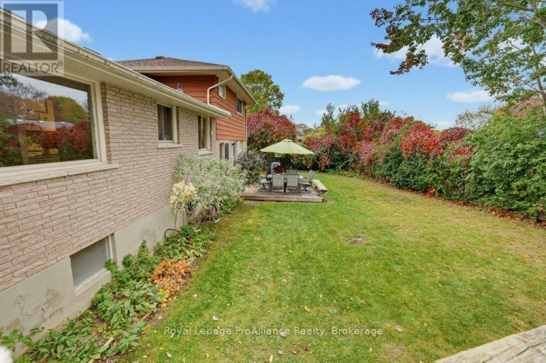 23 THORNCLIFFE DRIVE, Belleville (Belleville Ward), Ontario, K8P4L3