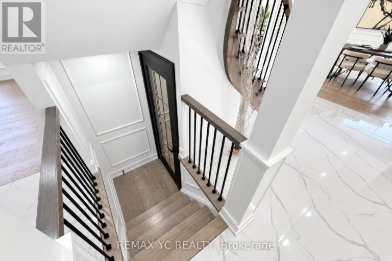 4 SIMMONS CRESCENT, Aurora (Aurora Highlands), Ontario, L4G6B4