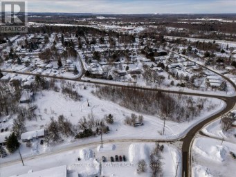 570 LACLIE STREET Orillia Ontario photo 14