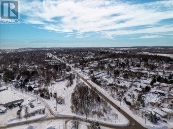 570 LACLIE STREET Orillia Ontario photo 15