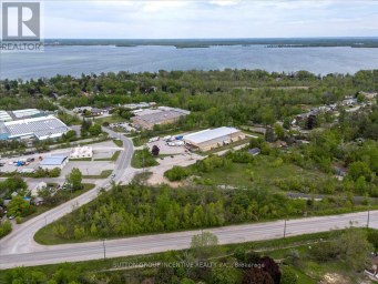 570 LACLIE STREET Orillia Ontario photo 7