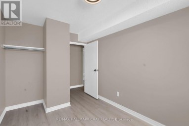 414 - 126 BELL FARM ROAD Barrie (Alliance) Ontario photo 10