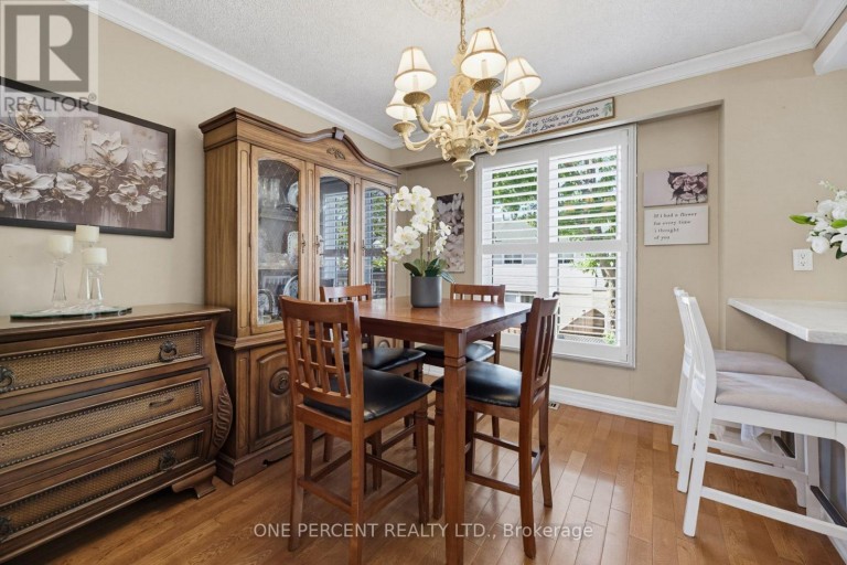 51 COURTLEIGH SQUARE, Brampton (Heart Lake East), Ontario, L6Z1J2