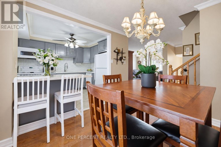 51 COURTLEIGH SQUARE, Brampton (Heart Lake East), Ontario, L6Z1J2