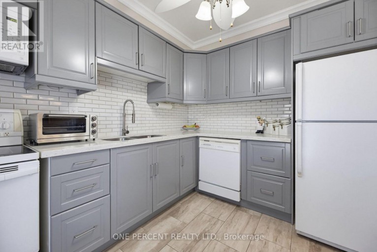 51 COURTLEIGH SQUARE, Brampton (Heart Lake East), Ontario, L6Z1J2
