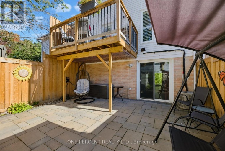 51 COURTLEIGH SQUARE, Brampton (Heart Lake East), Ontario, L6Z1J2