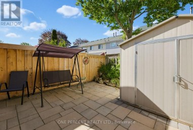 51 COURTLEIGH SQUARE Brampton (Heart Lake East) Ontario photo 42
