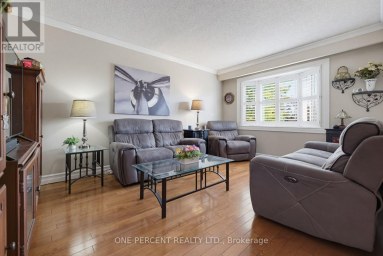 51 COURTLEIGH SQUARE Brampton (Heart Lake East) Ontario photo 8