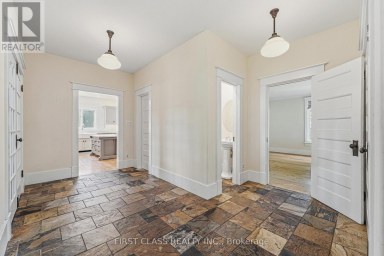 424 CONCESSION RD 8 E Hamilton Ontario photo 6