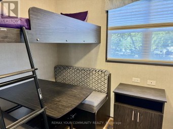 7 TENTH ST - 920 SKYLINE ROAD Selwyn Ontario photo 7
