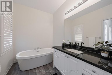 165 CORONATION ROAD Whitby Ontario photo 17