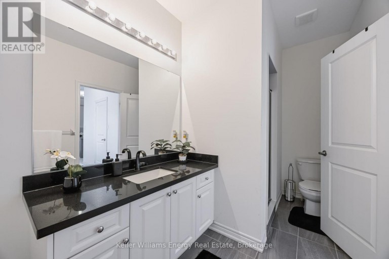 165 CORONATION ROAD, Whitby, Ontario, L1P0H5