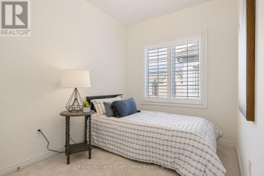 165 CORONATION ROAD Whitby Ontario photo 20