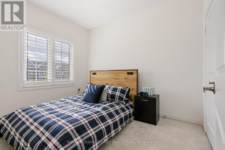 165 CORONATION ROAD, Whitby, Ontario, L1P0H5