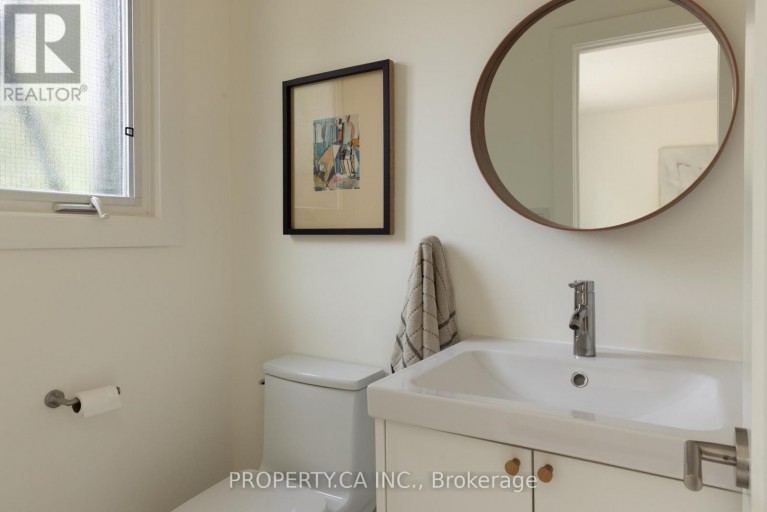 197 ROXTON ROAD, Toronto (Trinity-Bellwoods), Ontario, M6J2Y4