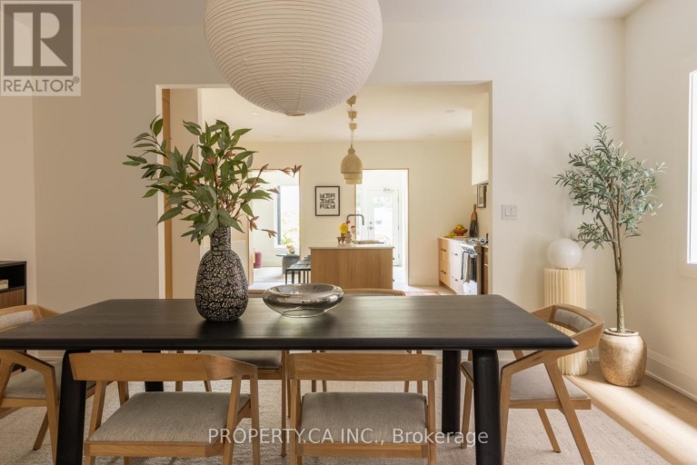 197 ROXTON ROAD, Toronto (Trinity-Bellwoods), Ontario, M6J2Y4