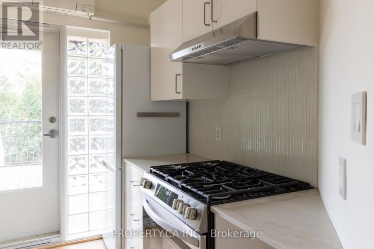 197 ROXTON ROAD, Toronto (Trinity-Bellwoods), Ontario, M6J2Y4