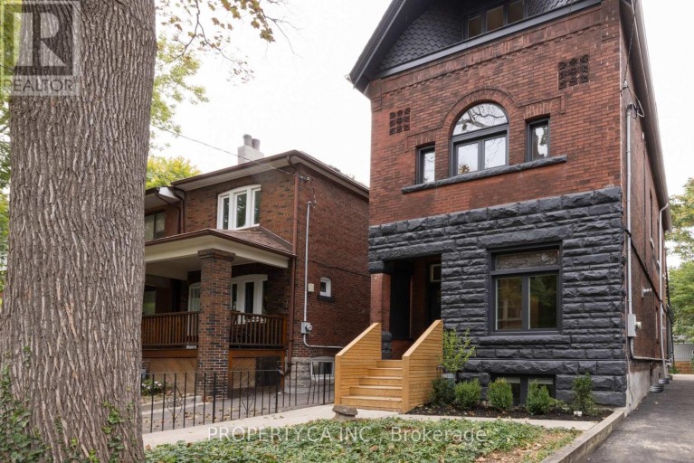 197 ROXTON ROAD, Toronto (Trinity-Bellwoods), Ontario, M6J2Y4
