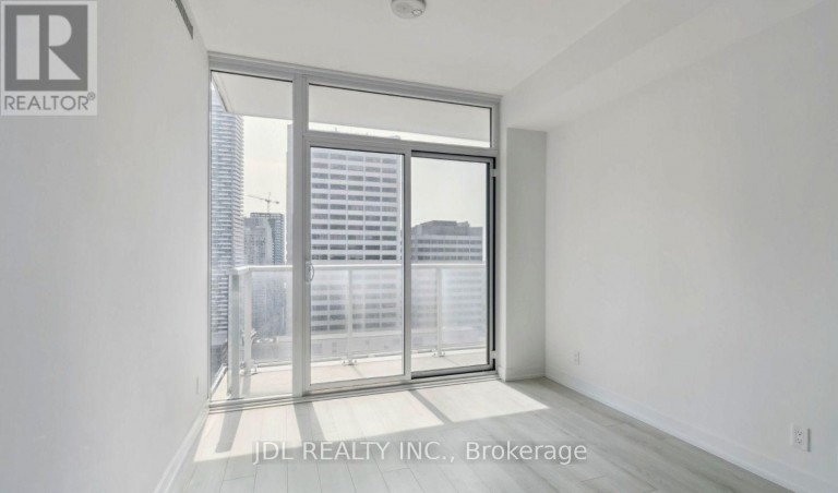 2007 - 33 HELENDALE AVENUE, Toronto (Yonge-Eglinton), Ontario, M4S3H7