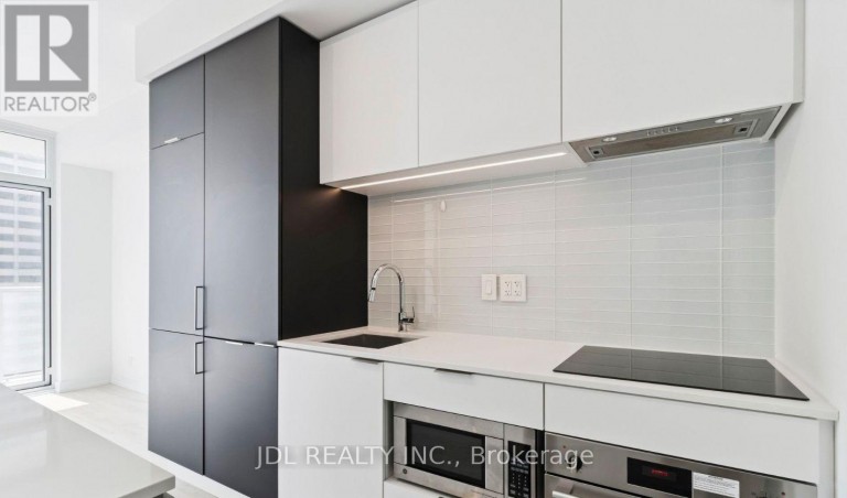2007 - 33 HELENDALE AVENUE, Toronto (Yonge-Eglinton), Ontario, M4S3H7