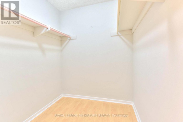 1507 - 627 THE WEST MALL, Toronto (Eringate-Centennial-West Deane), Ontario, M9C4X5