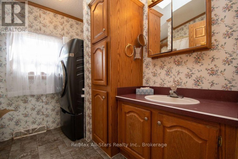 4 MCGREGOR DRIVE, Otonabee-South Monaghan, Ontario, K0L2G0