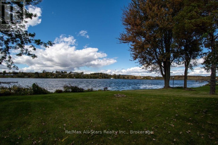 4 MCGREGOR DRIVE, Otonabee-South Monaghan, Ontario, K0L2G0