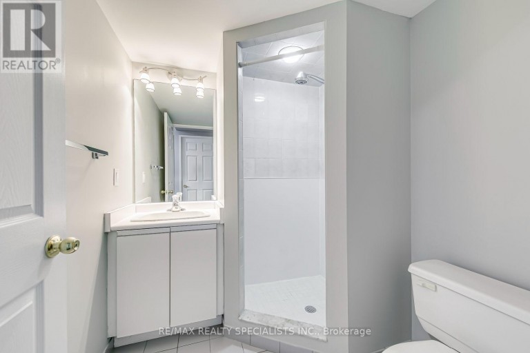 1605 - 2177 BURNHAMTHORPE ROAD W, Mississauga (Erin Mills), Ontario, L5L5P9