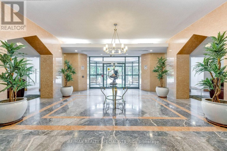 1605 - 2177 BURNHAMTHORPE ROAD W, Mississauga (Erin Mills), Ontario, L5L5P9