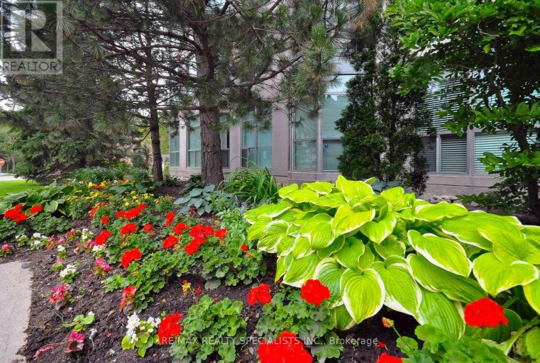 1605 - 2177 BURNHAMTHORPE ROAD W, Mississauga (Erin Mills), Ontario, L5L5P9