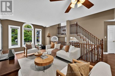 4 BRECKEN DRIVE Georgina (Keswick South) Ontario photo 2