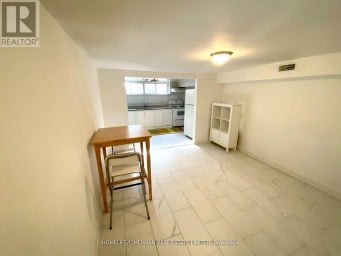 3 BENTON STREET Brampton (Bram East) Ontario photo 10