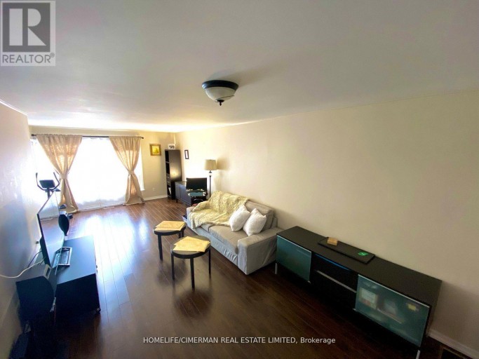 3 BENTON STREET, Brampton (Bram East), Ontario, L6W3B8