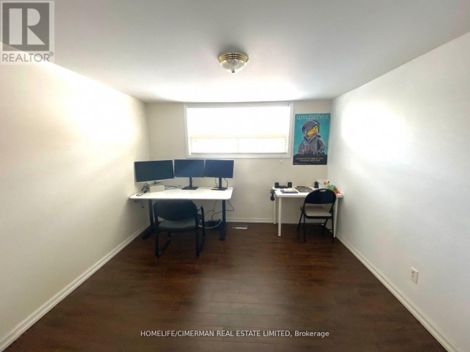 3 BENTON STREET, Brampton (Bram East), Ontario, L6W3B8