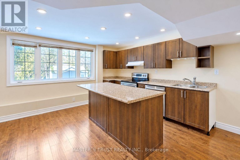 66 CHAYA SARA GARDENS, Vaughan (Patterson), Ontario, L6A0Z7
