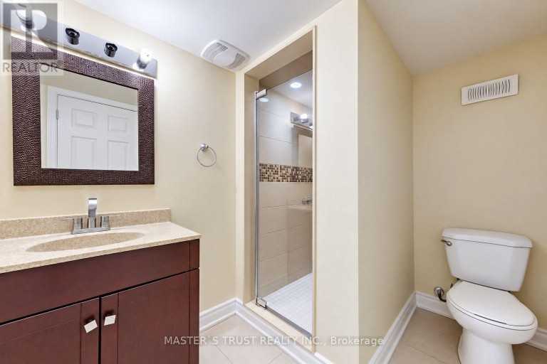 66 CHAYA SARA GARDENS, Vaughan (Patterson), Ontario, L6A0Z7