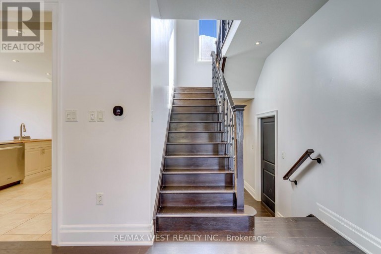 213 EIGHT AVENUE, New Tecumseth (Alliston), Ontario, L9R1Z6