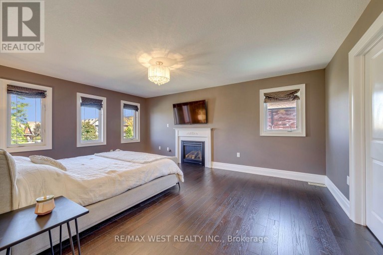 213 EIGHT AVENUE, New Tecumseth (Alliston), Ontario, L9R1Z6