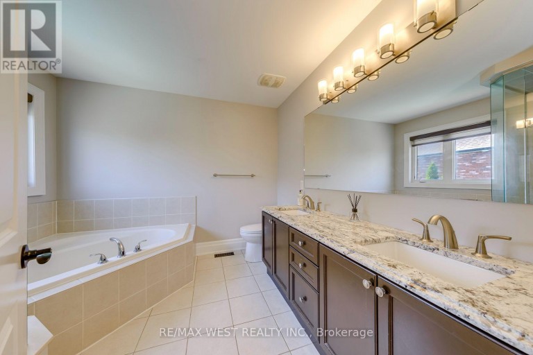 213 EIGHT AVENUE, New Tecumseth (Alliston), Ontario, L9R1Z6