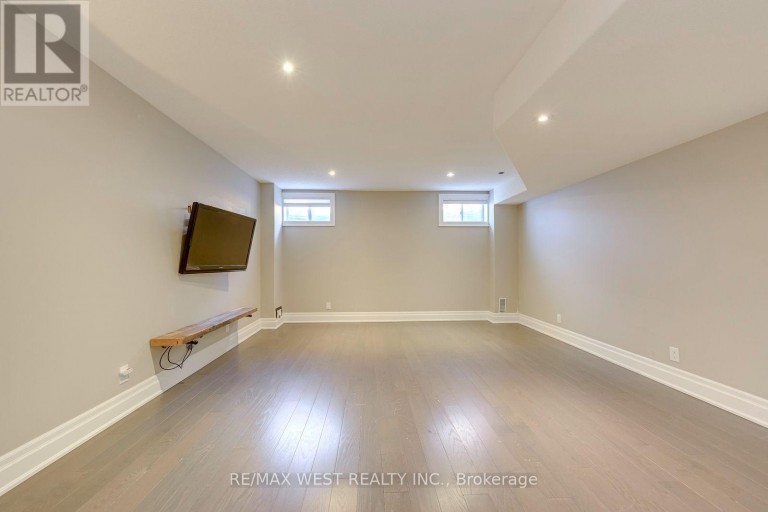 213 EIGHT AVENUE, New Tecumseth (Alliston), Ontario, L9R1Z6