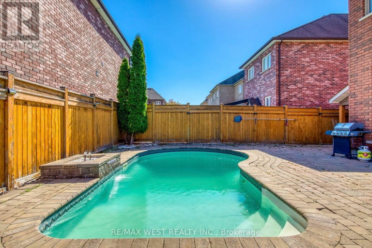 213 EIGHT AVENUE, New Tecumseth (Alliston), Ontario, L9R1Z6