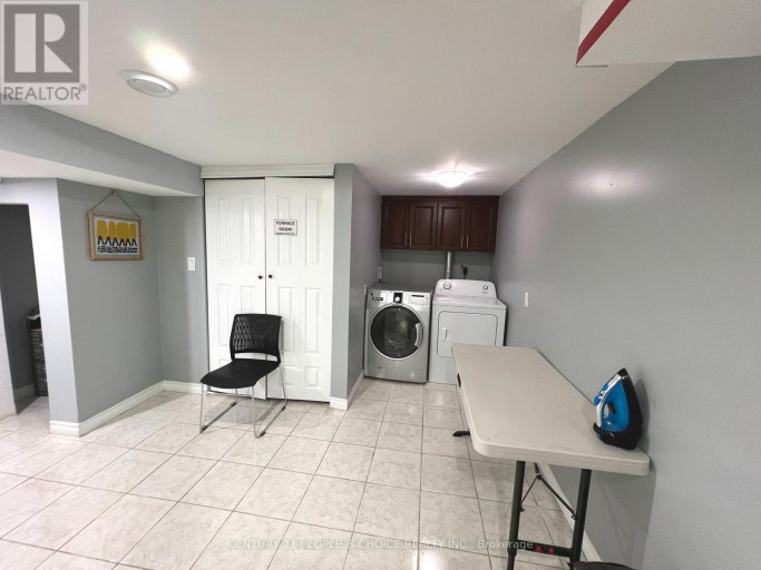 5359 KITCHENER STREET, Niagara Falls (Clifton Hill), Ontario, L2G1B6