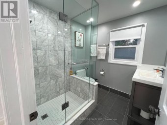 5359 KITCHENER STREET Niagara Falls (Clifton Hill) Ontario photo 8