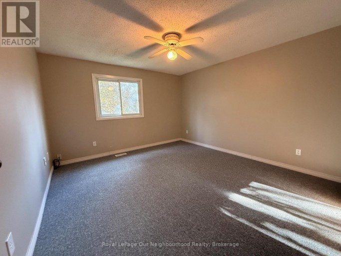 74 CENTREFIELD DRIVE, Clarington (Courtice), Ontario, L1E1K7