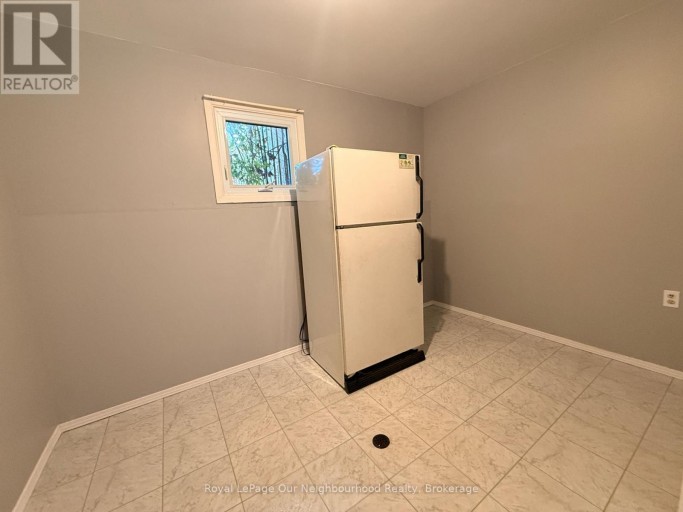 74 CENTREFIELD DRIVE, Clarington (Courtice), Ontario, L1E1K7