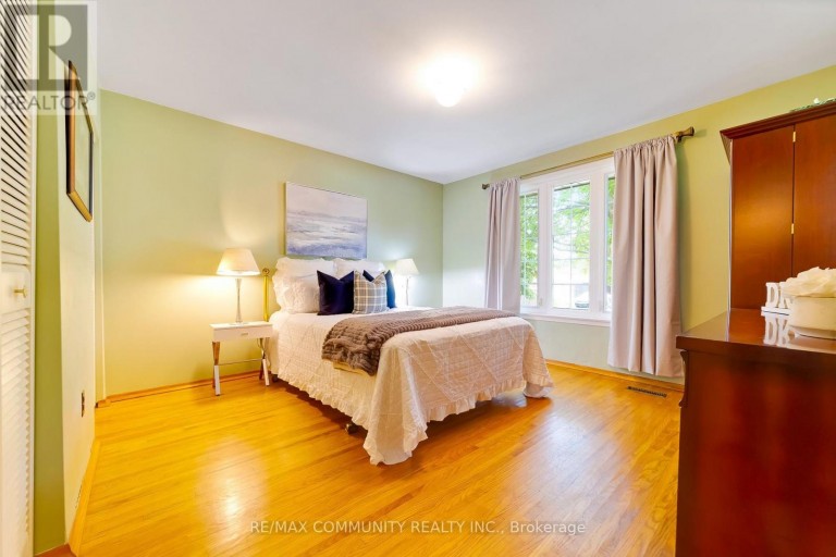 30 BRIDLINGTON STREET, Toronto (Woburn), Ontario, M1H2L5